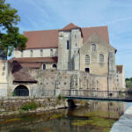 Chartres Travel Guide for private sightseeing tours from Paris