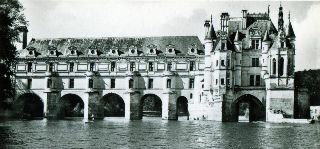 Сhenonceau Royal castle of Loire Valley