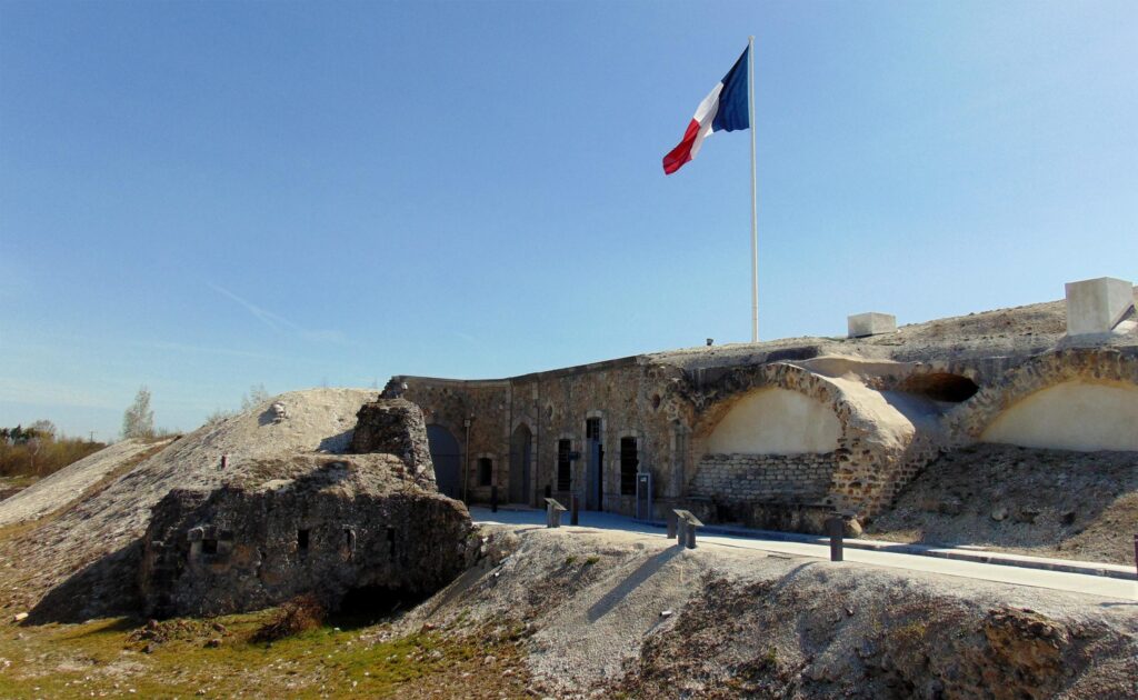 WW1 Fort Pompelle museum, private Champagne tours from Paris by a car