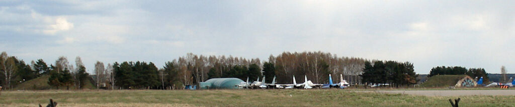 Kubinka Airforce base, the airfield and aircraft