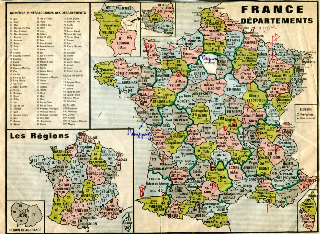 France travel map, Paris tour guide