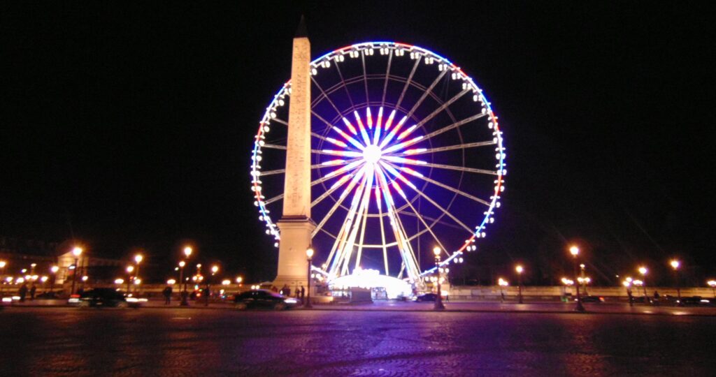 Best Paris Night tours by a car with private guide