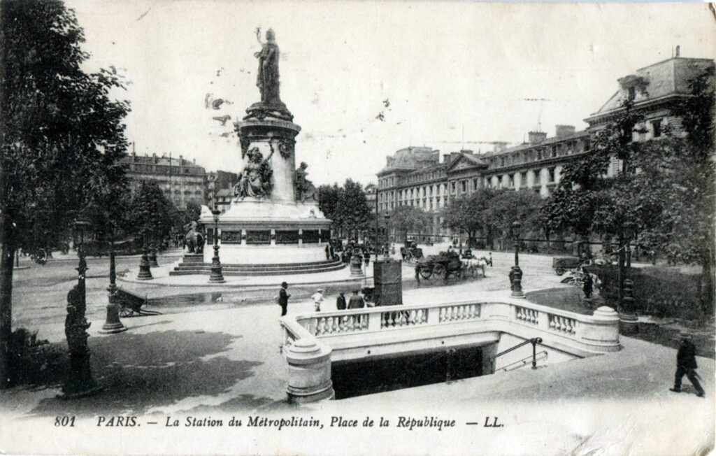 Paris Sights in old photos. Republic Square
